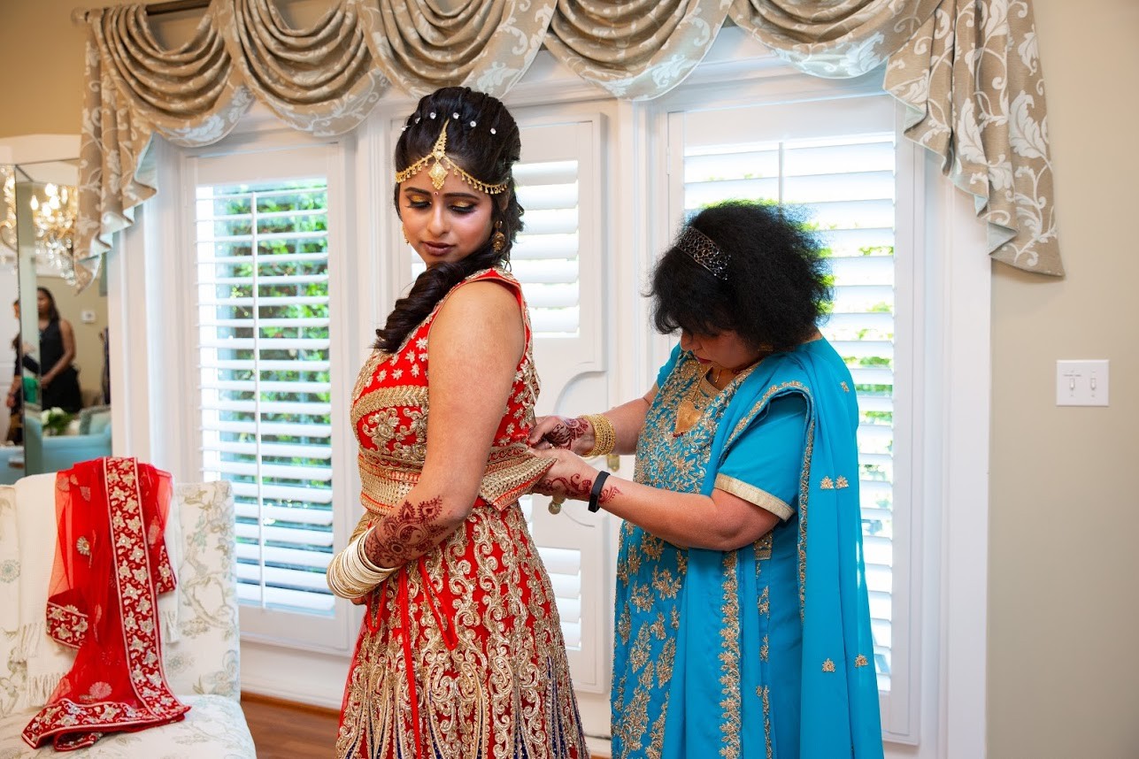 Top reviewd Indian Bridal Make-up Artist, American weddings stylist / pakistani weddings/ wallima makeup  in Virginia / DC / MD ,(www.shruti-salon.com)